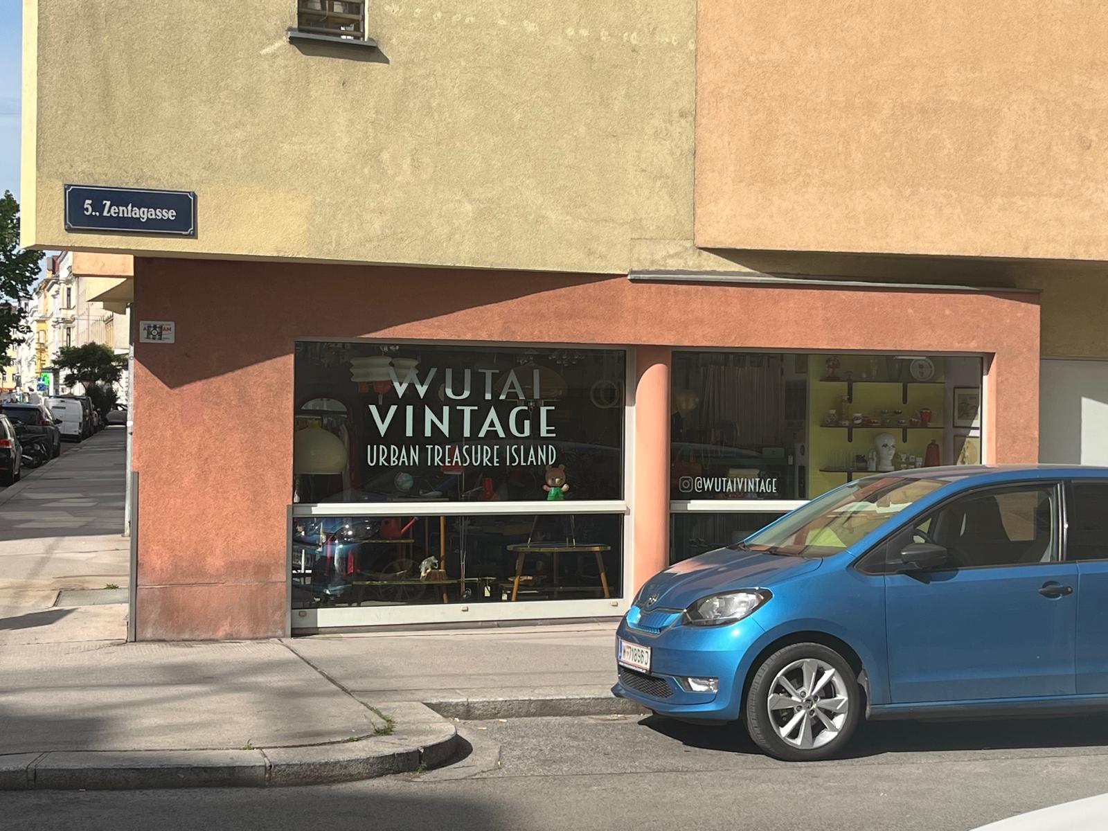Wutai Vintage, ein bekanntes Second-Hand Geschäft im 5. Bezirk in Wien: Kleidung und weiteres. Credits: Madeleine Gaßner
